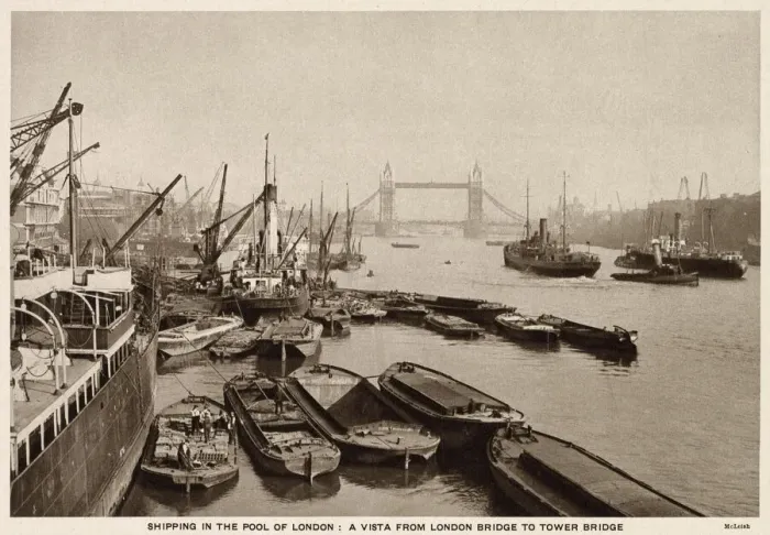 Framed Print : Shipping on the River Thames, London, view from London Bridge looking towards Tower Framed Print : Shipping on the River Thames, London, view from London Bridge looking towards Tower