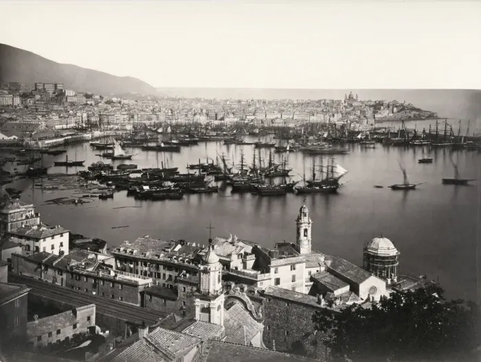 Framed Print : Ships in the harbour at Genoa, Italy Framed Print : Ships in the harbour at Genoa, Italy