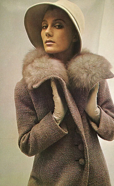 Shoot for Jaeger - winter coat with fur collar