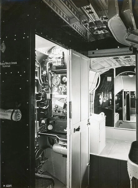 Short S14 Sarafand, S1589, wireless telephony compartment