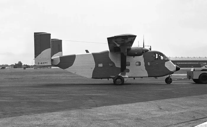 Framed Print : Short SC. 7 Skyvan 3M G-AXPT Framed Print : Short SC. 7 Skyvan 3M G-AXPT