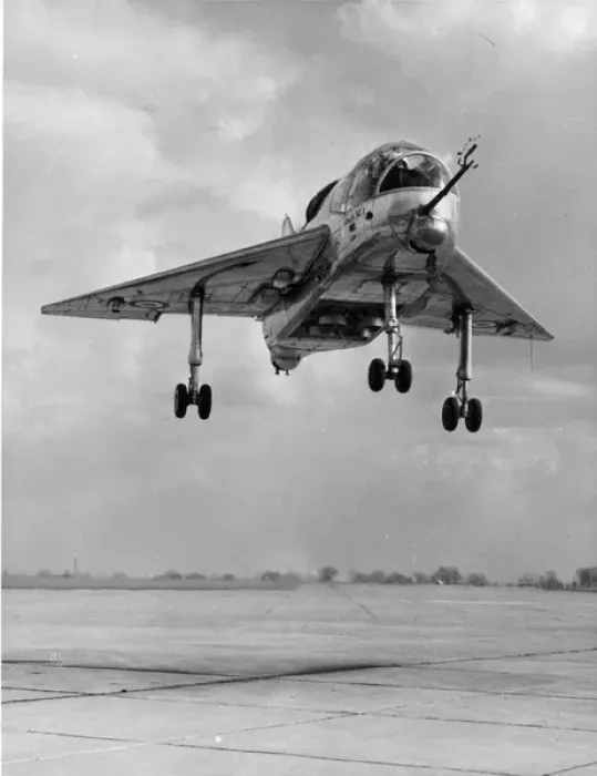 Framed Print : Short SC1 in the hover at RAE Bedford Framed Print : Short SC1 in the hover at RAE Bedford