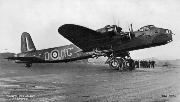 Framed Print : Short Stirling