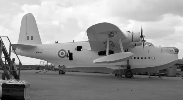 Framed Print : Short Sunderland MR. 5 NZ4105 A Framed Print : Short Sunderland MR. 5 NZ4105 A