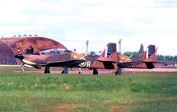 Short Tucano T. 1 ZF171 and ZF317