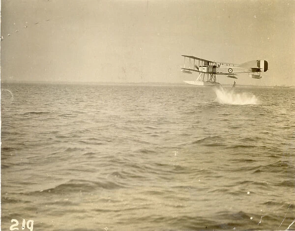 Short Type 184 Seaplane during torpedo practice