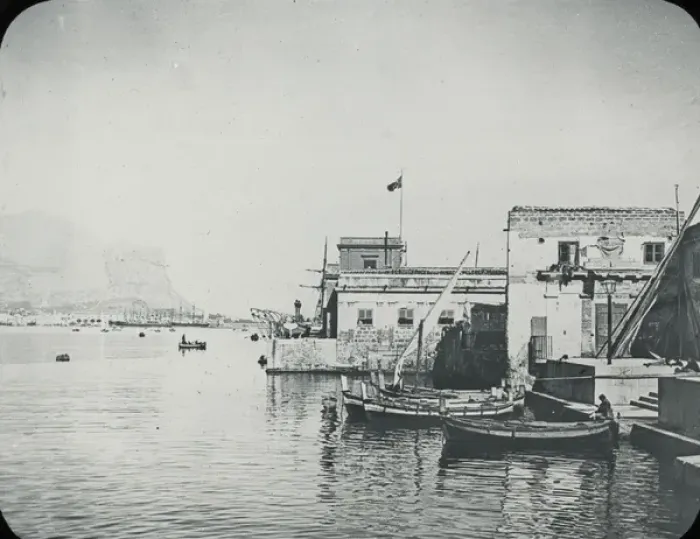 Framed Print : Sicily - Palermo Harbour Framed Print : Sicily - Palermo Harbour