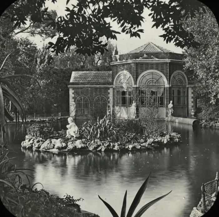 Framed Print : Sicily - Palermo Villa Flora Gardens Framed Print : Sicily - Palermo Villa Flora Gardens