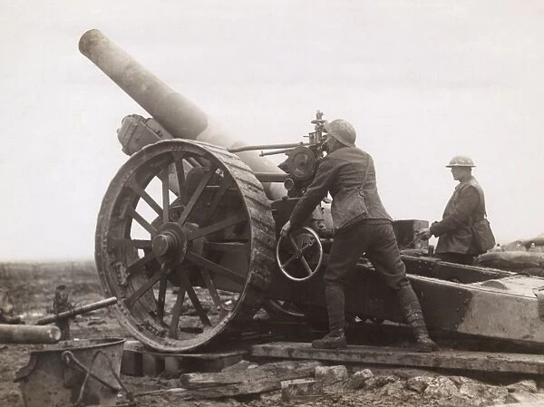 Sighting a British 8 inch Howitzer, France, WW1