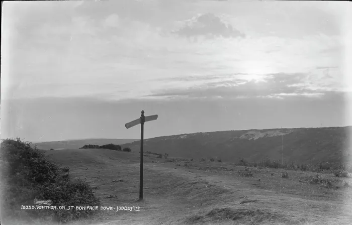 Framed Print : Signpost on St. Boniface Down Framed Print : Signpost on St. Boniface Down