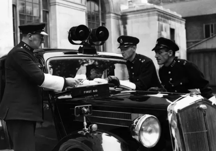Framed Print : SIII Wolseley 18  /  85 traffic car