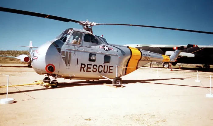 Framed Print : Sikorsky HH-19B Chickasaw 52-7537 Framed Print : Sikorsky HH-19B Chickasaw 52-7537