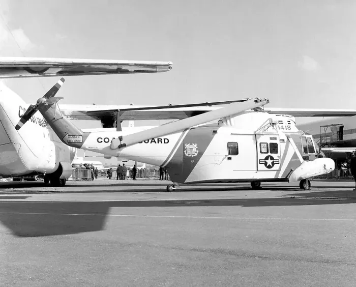 Framed Print : Sikorsky HH-52A Sea Guard 1418 Framed Print : Sikorsky HH-52A Sea Guard 1418