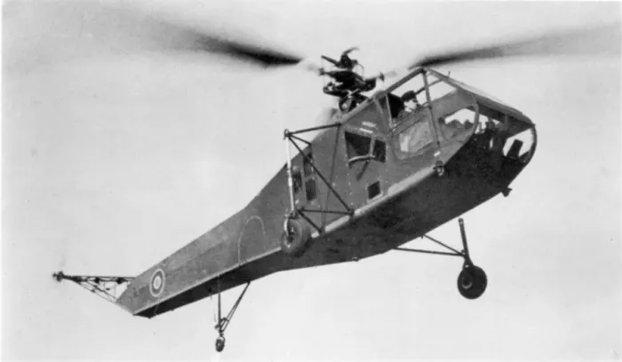 Framed Print : Sikorsky R4 Hoverfly I flying at Farnborough Framed Print : Sikorsky R4 Hoverfly I flying at Farnborough