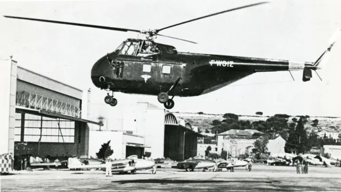Framed Print : Sikorsky S-55, F-WGIZ Framed Print : Sikorsky S-55, F-WGIZ