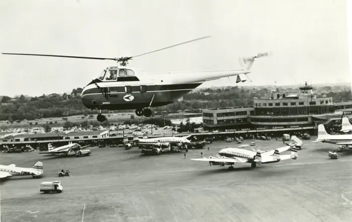 Framed Print : Sikorsky S-55, N405A, of New York Airways Framed Print : Sikorsky S-55, N405A, of New York Airways