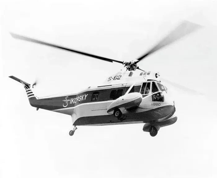 Framed Print : Sikorsky S-62 N880