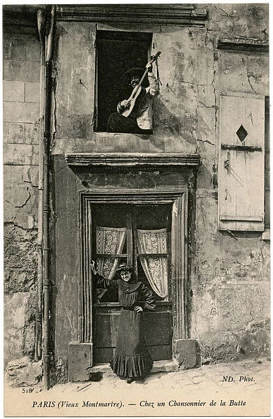 Singer and guitarist, Montmartre, Paris, France