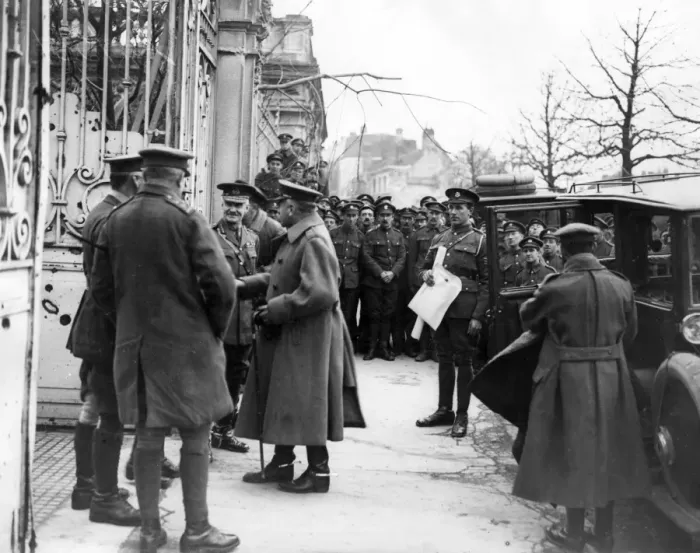 Framed Print : Sir Douglas Haig at Cambrai for meeting of commanders Framed Print : Sir Douglas Haig at Cambrai for meeting of commanders
