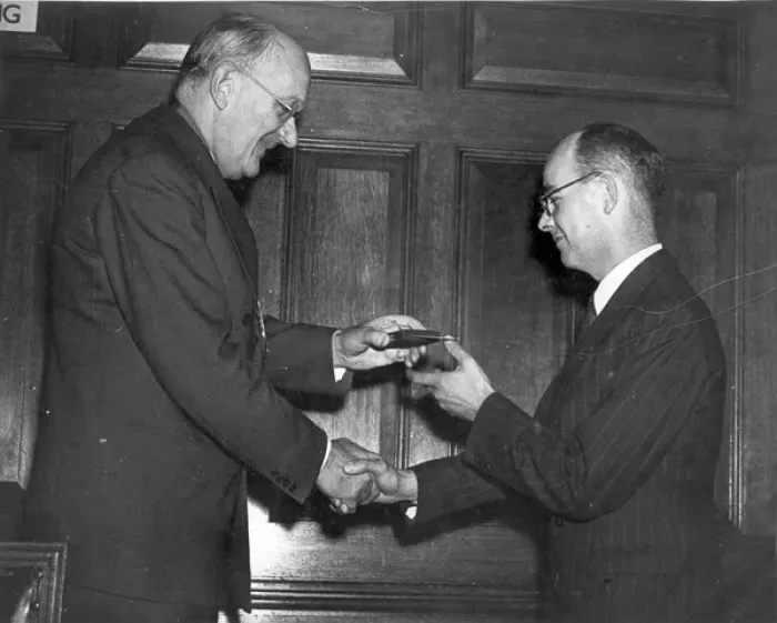 Framed Print : Sir Frederick Handley Page CBE (1885-1962) - RAeS President Framed Print : Sir Frederick Handley Page CBE (1885-1962) - RAeS President