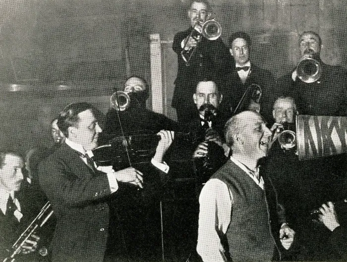 Framed Print : Sir Harry Lauder recording with an orchestra Framed Print : Sir Harry Lauder recording with an orchestra