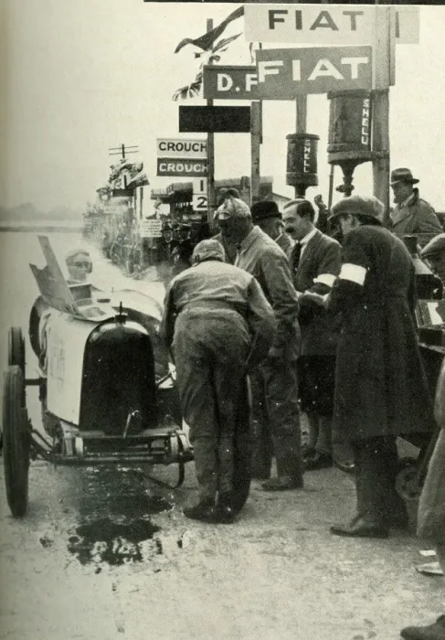 Framed Print : Sir Malcolm Campbell at the Brooklands pits Framed Print : Sir Malcolm Campbell at the Brooklands pits