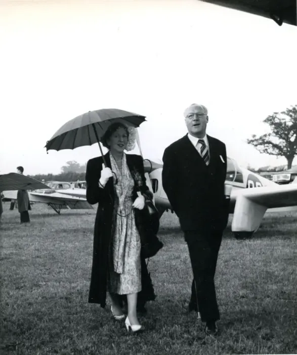 Framed Print : Sir Ralph and Lady Sorley at the 1953 Royal Aeronautical? Framed Print : Sir Ralph and Lady Sorley at the 1953 Royal Aeronautical?