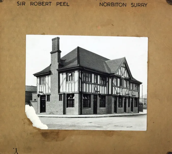 Framed Print : Sir Robert Peel PH, Norbiton (New), Greater London Framed Print : Sir Robert Peel PH, Norbiton (New), Greater London