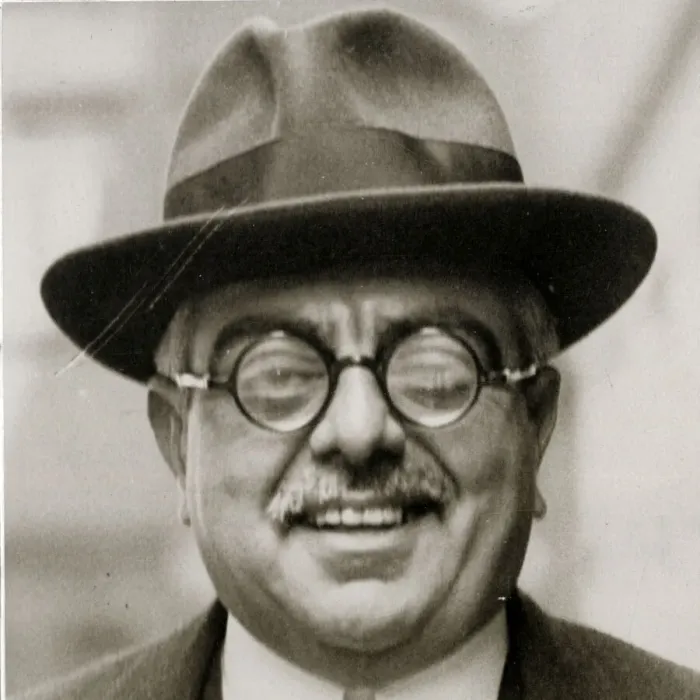 Framed Print : Sir Sultan Muhammed Shah, Aga Khan III Framed Print : Sir Sultan Muhammed Shah, Aga Khan III