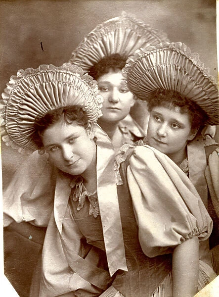 The Sisters Levey, three Victorian actresses