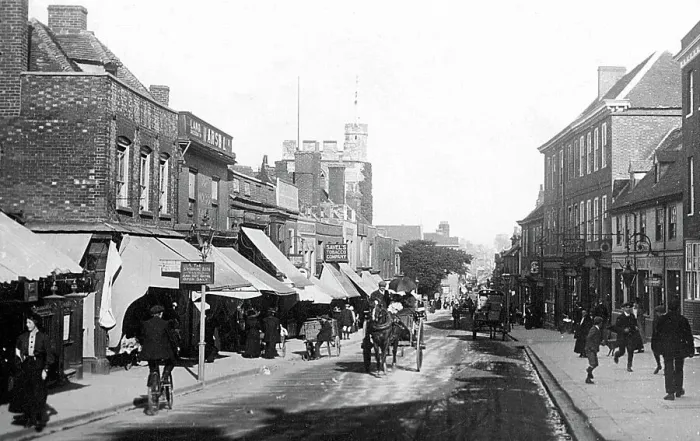 Framed Print : Sittingbourne High Street early 1900s Framed Print : Sittingbourne High Street early 1900s