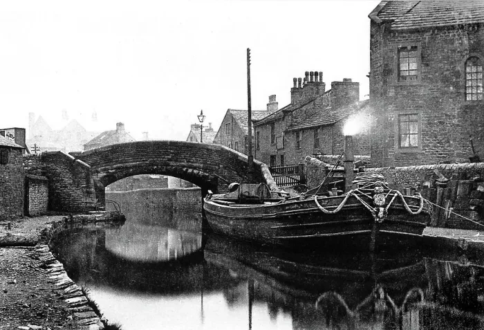 Framed Print : Skipton, Leeds-Liverpool Canal Framed Print : Skipton, Leeds-Liverpool Canal