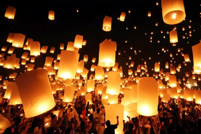 Framed Print : Sky Lanterns at Yi Peng, Loy Krathong Ceremony, Chiang Mai Framed Print : Sky Lanterns at Yi Peng, Loy Krathong Ceremony, Chiang Mai