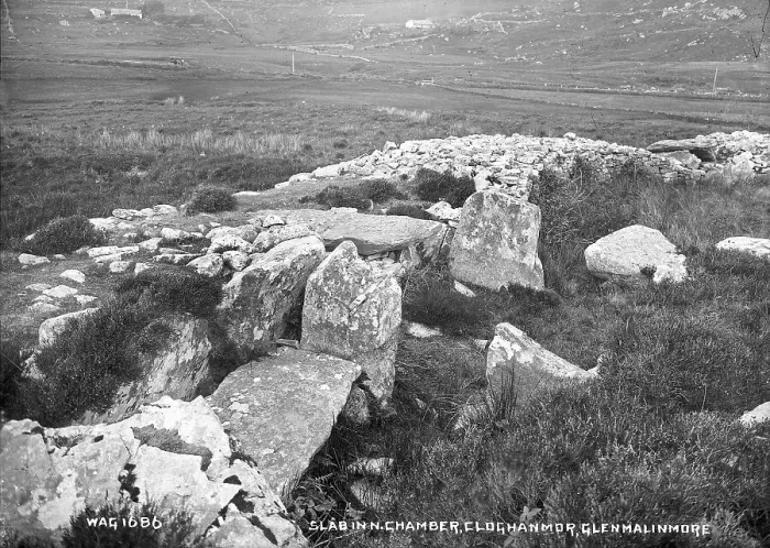 Framed Print : Slab in N. Chamber, Cloghanmor, Glen Malinmore Framed Print : Slab in N. Chamber, Cloghanmor, Glen Malinmore