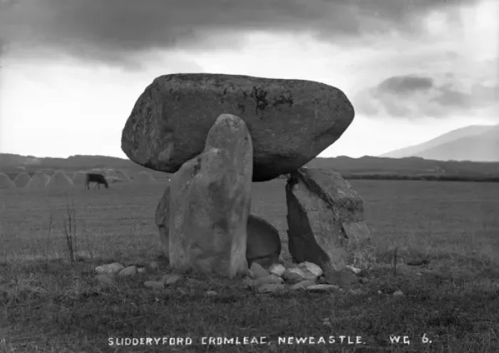 Framed Print : Slidderyford Cromlech, Newcastle Framed Print : Slidderyford Cromlech, Newcastle