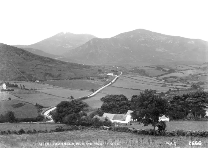 Framed Print : Slieve Bearnagh, Mourne Mountains Framed Print : Slieve Bearnagh, Mourne Mountains