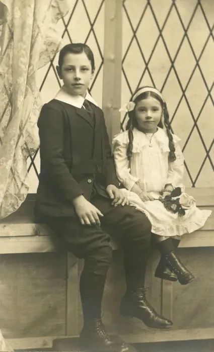 Framed Print : Two smartly dressed little children Framed Print : Two smartly dressed little children