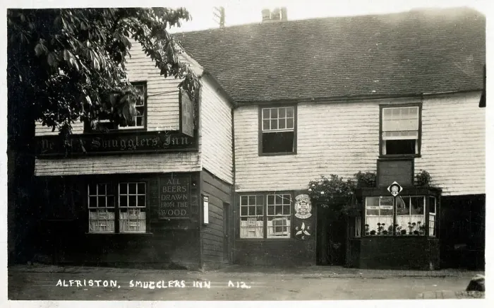 Framed Print : The Smugglers Inn, Waterloo Square, Alfriston Framed Print : The Smugglers Inn, Waterloo Square, Alfriston