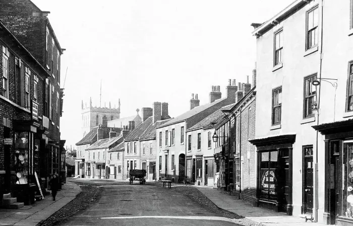 Framed Print : Snaith Market Place early 1900s Framed Print : Snaith Market Place early 1900s