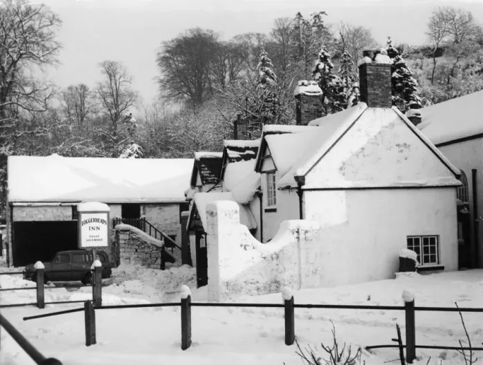 Framed Print : Snow Covered Inn Framed Print : Snow Covered Inn