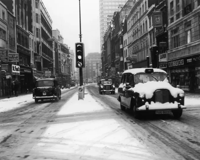 Framed Print : Snow on Oxford Street Framed Print : Snow on Oxford Street