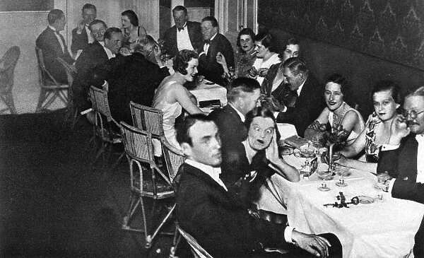 Social celebrities at a dinner in Cairo, 1932