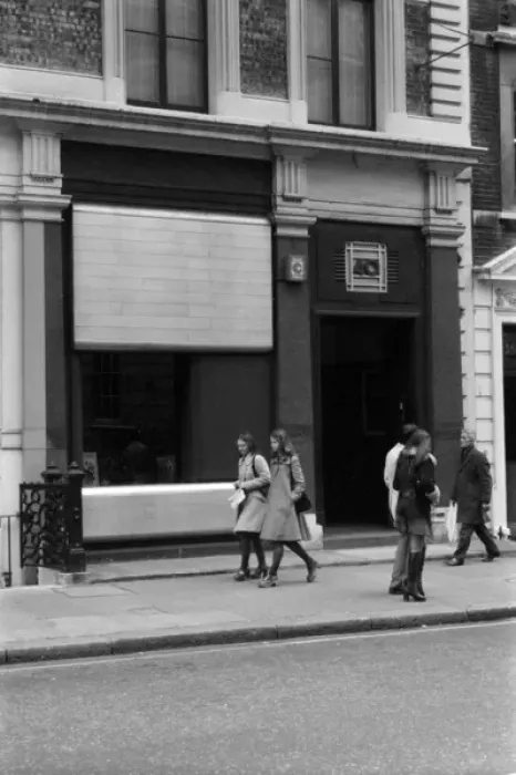 Framed Print : Soho, London - 40 Marlborough Street W1