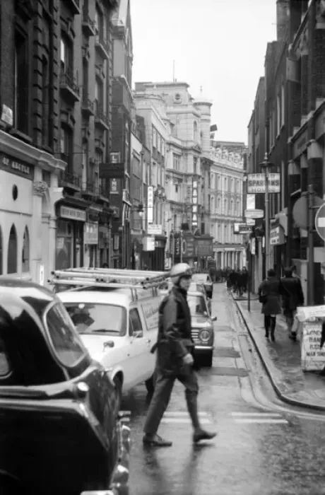 Framed Print : Soho, London - Brewer Street W1 Framed Print : Soho, London - Brewer Street W1