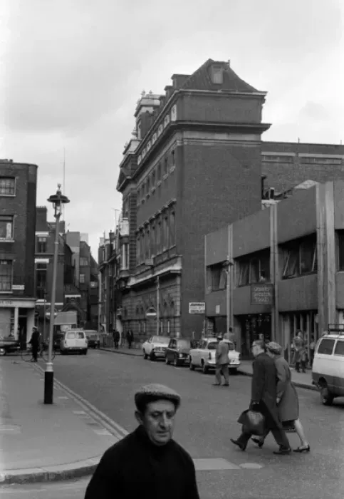 Framed Print : Soho, London - Marshall Street W1 Framed Print : Soho, London - Marshall Street W1