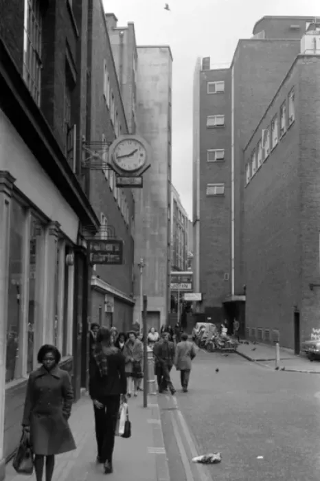 Framed Print : Soho, London - Ramillies Street W1 Framed Print : Soho, London - Ramillies Street W1