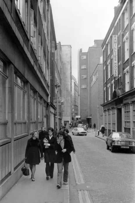 Framed Print : Soho, London - Ramillies Street W1 Framed Print : Soho, London - Ramillies Street W1