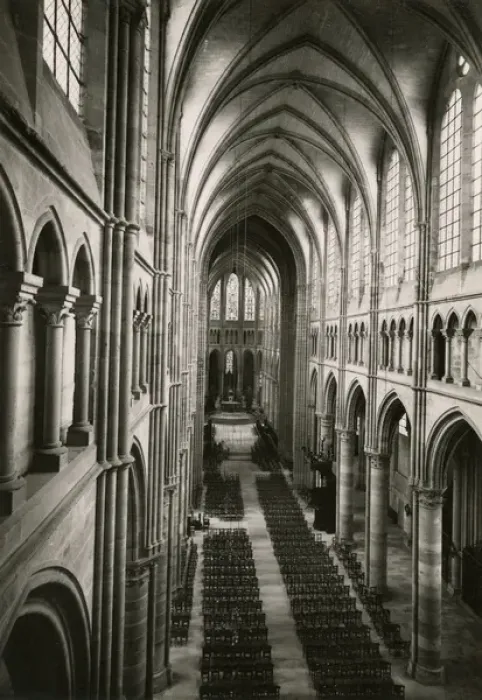 Framed Print : Soissons, Aisne - Cathedral interior Framed Print : Soissons, Aisne - Cathedral interior