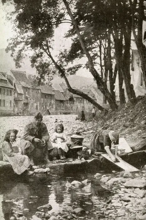 Framed Print : Soldier reunited with his family, Thann, Alsace, France Framed Print : Soldier reunited with his family, Thann, Alsace, France