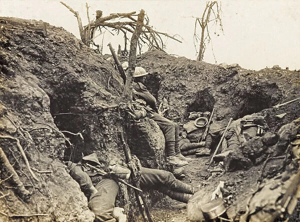 Soldiers of the Border Regiment resting